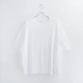 ARMI | Top | Zan;p T OVER - Black / White