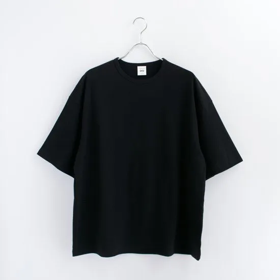 ARMI | Top | Zan;p T OVER - Black / White