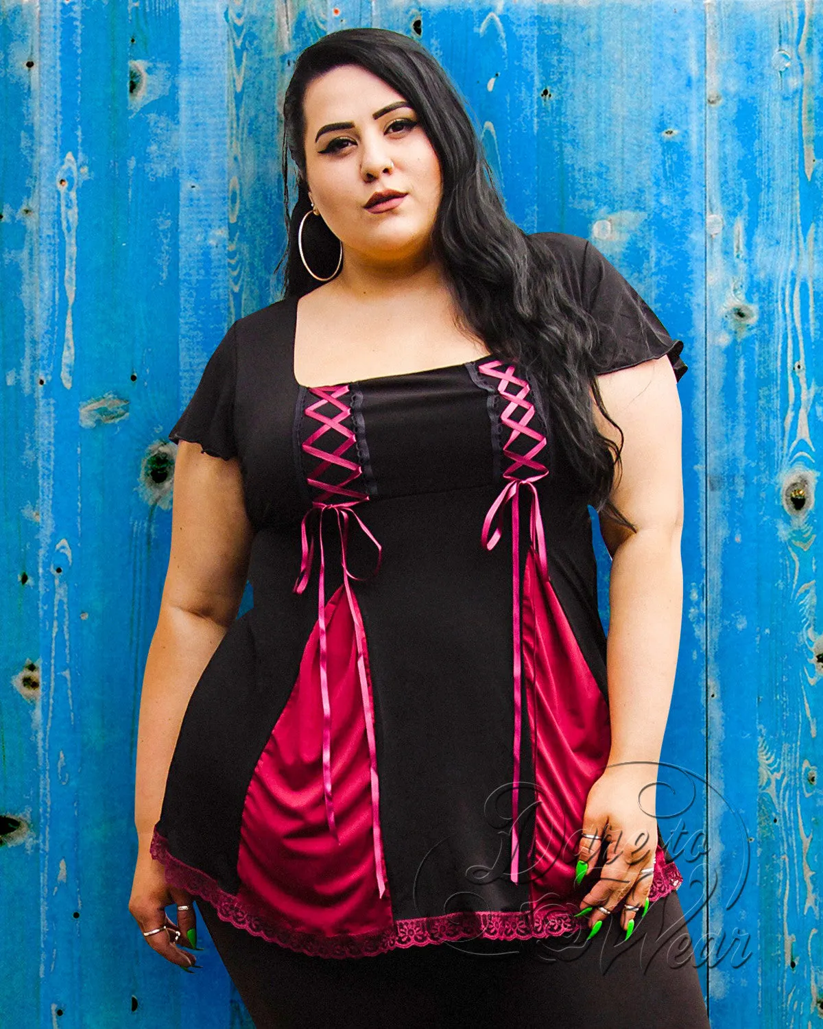 Gemini Princess S/S Top in Black/Burgundy