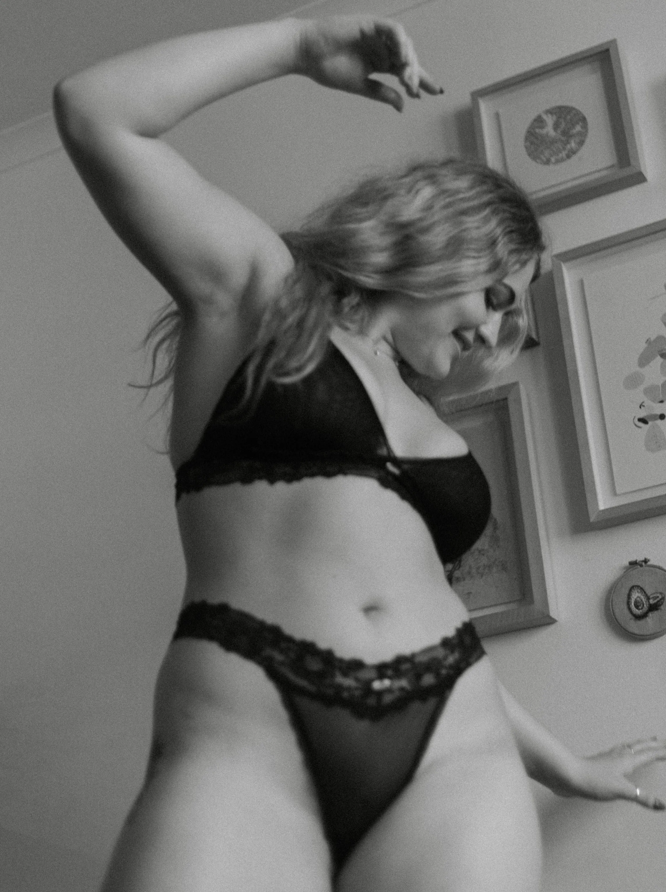 Lia and Thong Set | Ebony