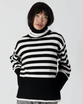 Lyla and Luxe Bronwyn Turtleneck
