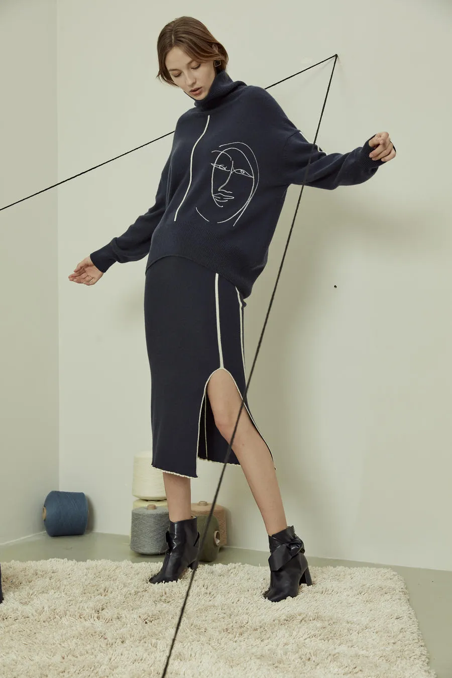 Pure cashmere turtle neck jumper