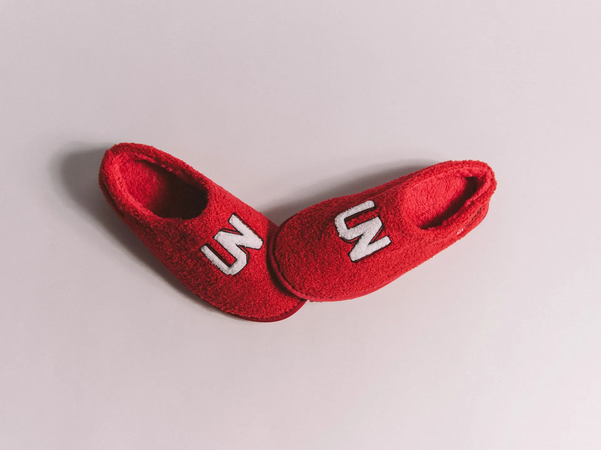 UNHEARDOF Core Logo Indoor House Slippers 'Clifford'